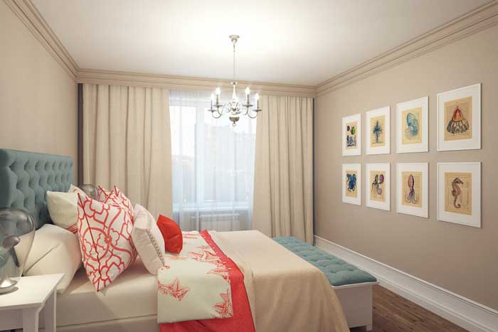 Недорогой дизайн спальни с покрашенными в бежевый цвет стенами