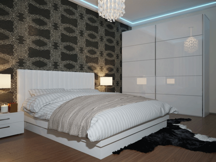 Дизайн спальни со светлыми шторами