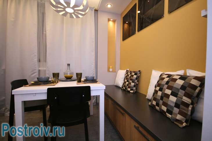 Дизайн кухни в московской квартире бюджетный вариант - Фото