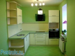Сочетание голубого и зеленого в интерьере кухни