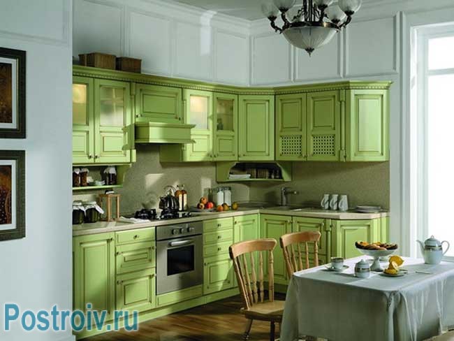 Фасады кухни зеленого цвета. Фото