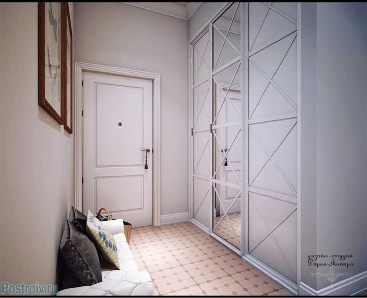 Модный шкаф купе с зеркальными дверьми. Фото прихожей