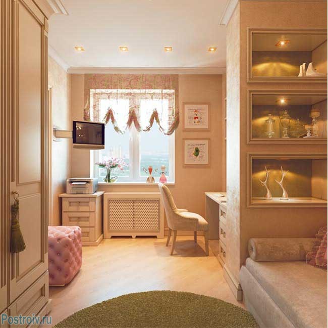 Светлая розовая детская комната в английском стиле. Фото