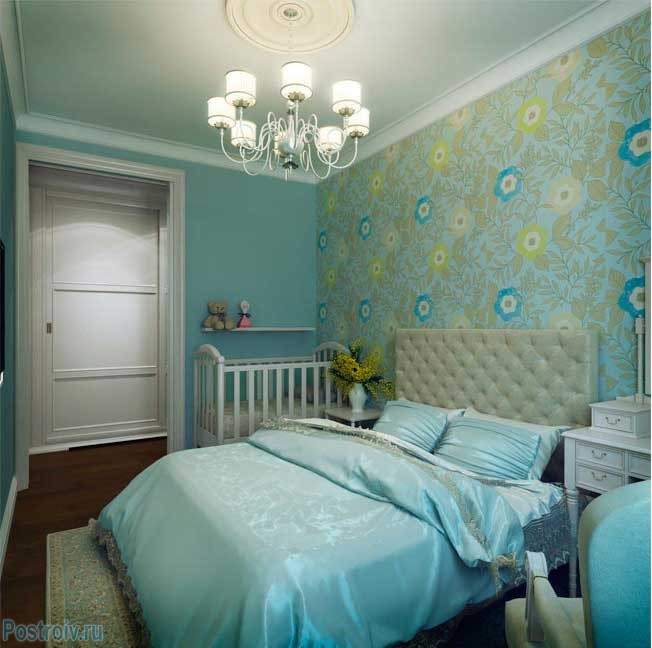 Яркие элементы английского стиля в спальне. Фото