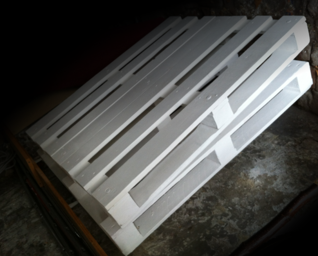 pallets-painted-white-1