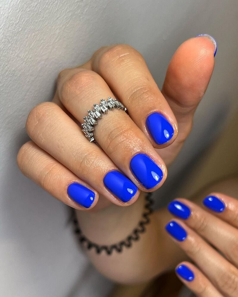 cliomakeup-indigo-nails-blu-freddo-4772259