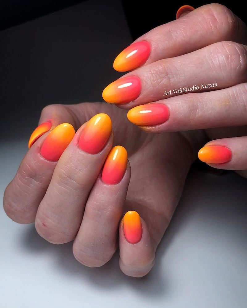 cliomakeup-sunset-nails-3-3365055