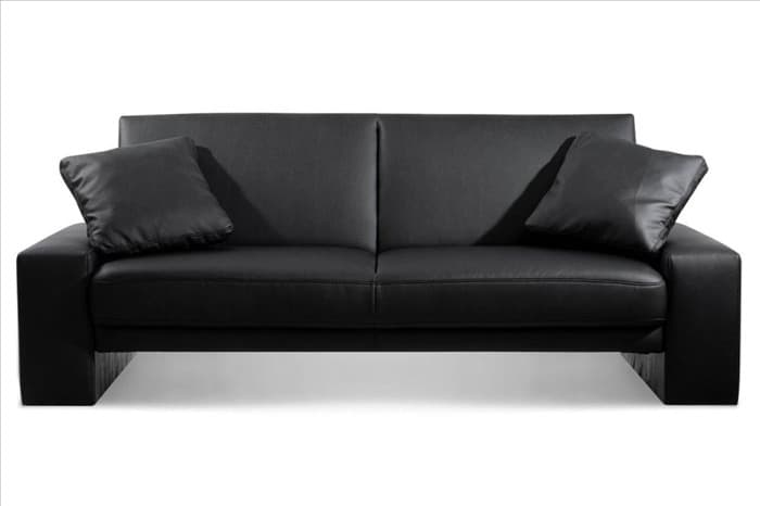 Черный кожаный диван из кастинга