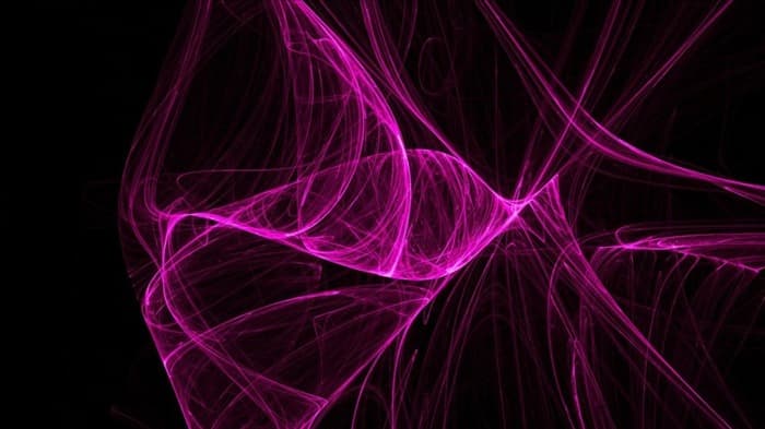 Фиолетовые линии на черном фоне