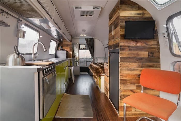 Американский кемпер Airstream