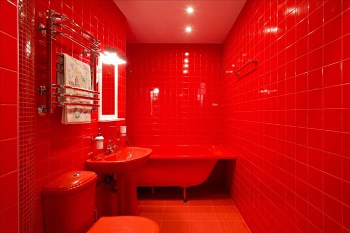 Красная ванна