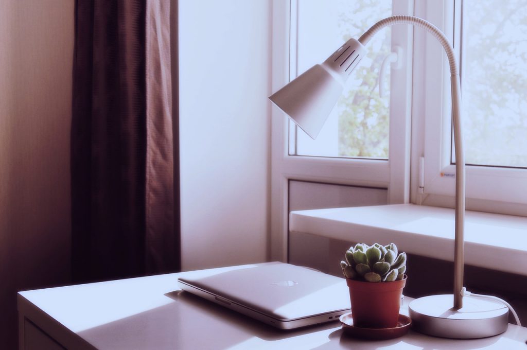 Настольные лампы для улучшения продуктивности и концентрации - как выбрать правильное освещение для работы